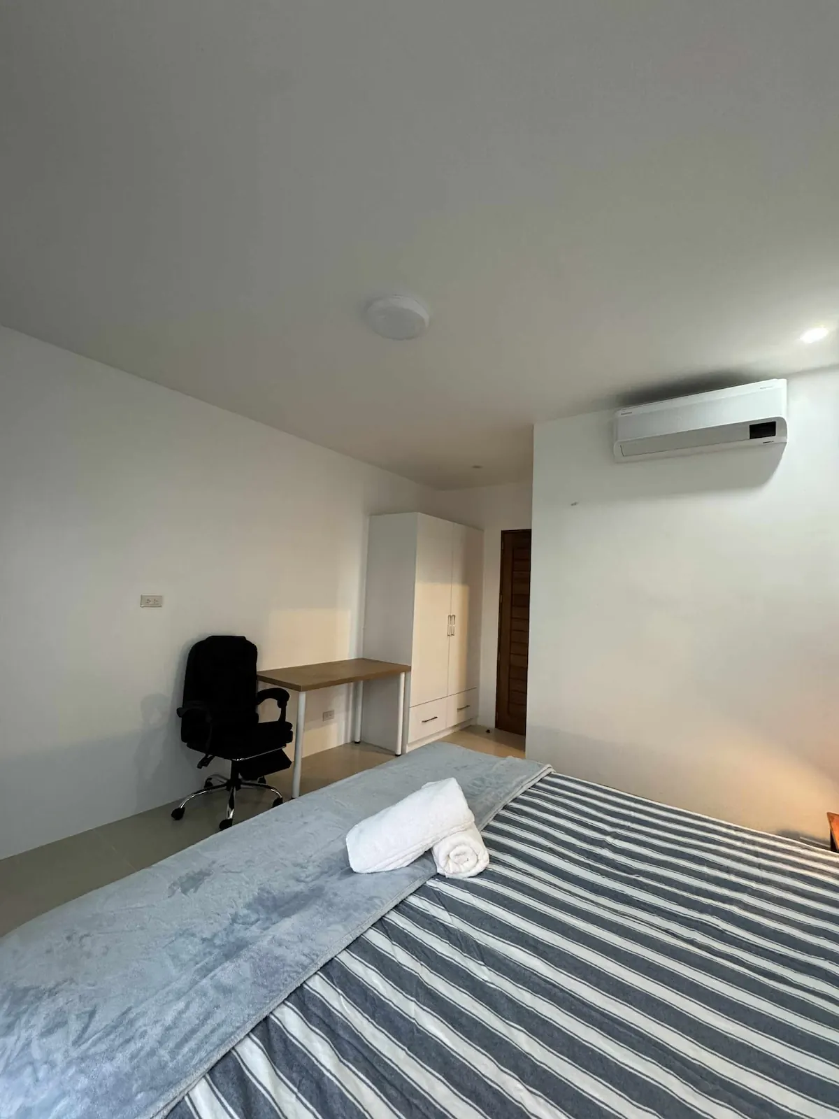 Suite 1 at OIA Suites Moalboal, photo 5