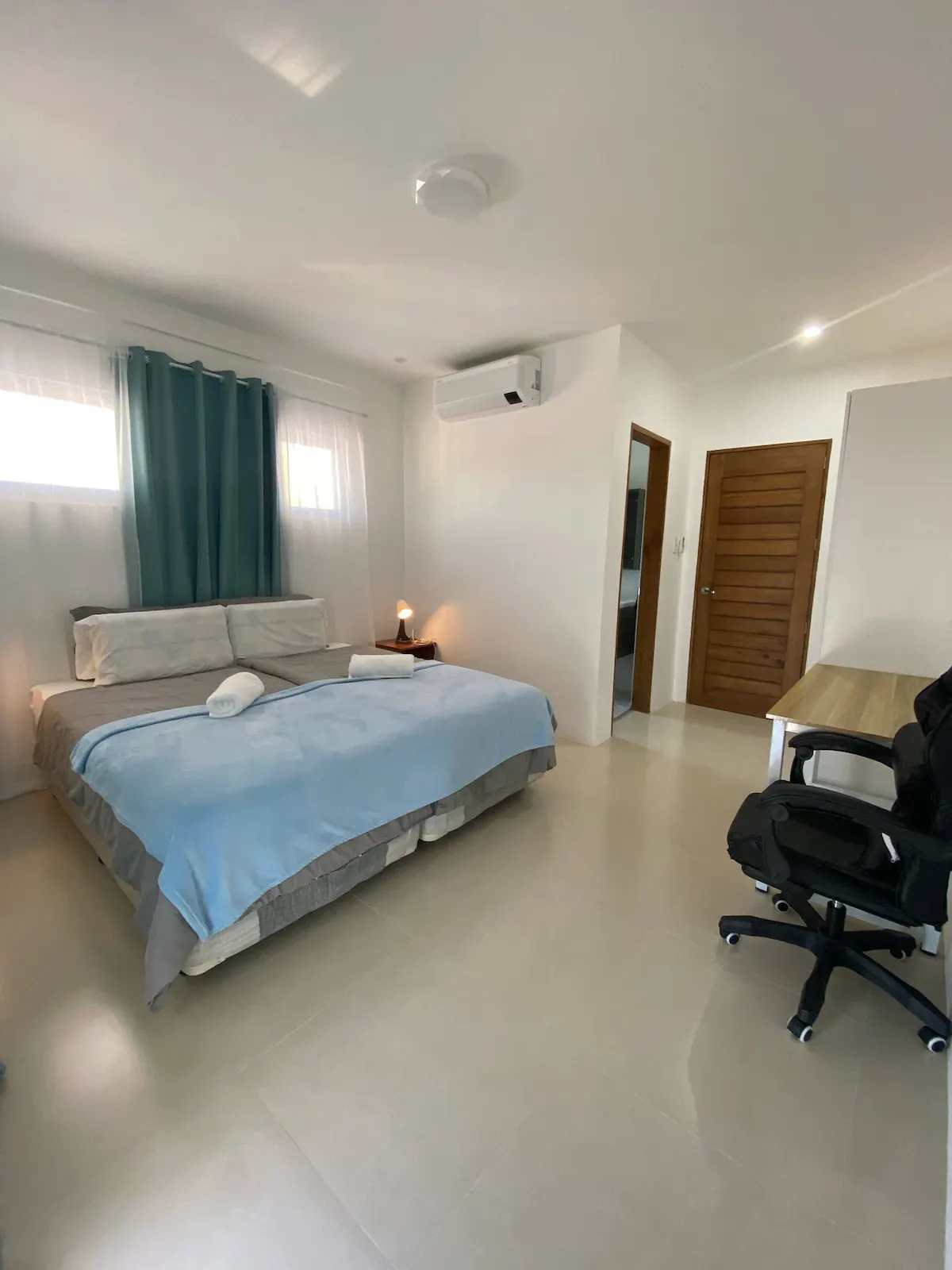 Suite 4 at OIA Suites Moalboal, photo 3